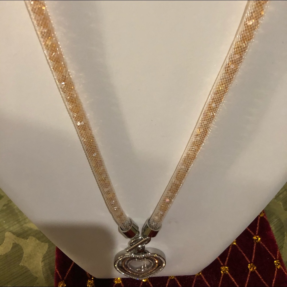 WHITE AND CHAMPAGNE AUSTRALIAN CRYSTAL NECKLACE - Picture 2 of 4